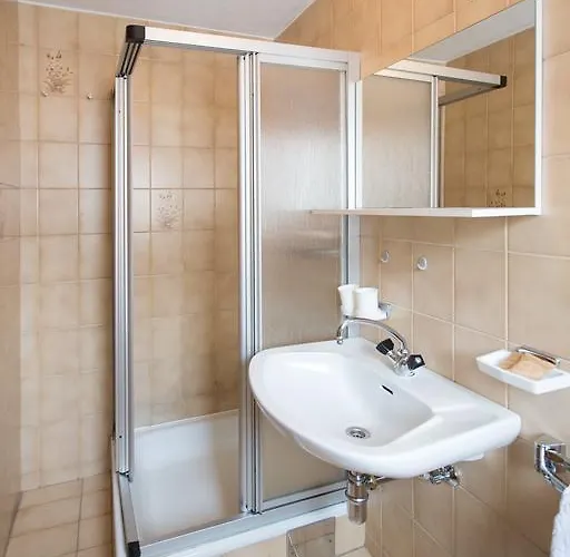 Anna Sankt Leonhard im Pitztal