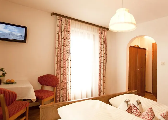 Anna Sankt Leonhard im Pitztal