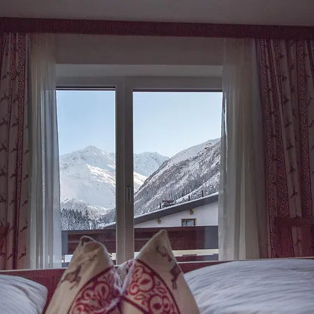 Anna 5* Sankt Leonhard im Pitztal
